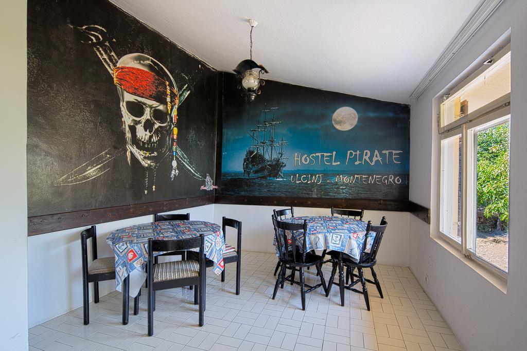 Pirate Backpackers Ulcinj Exterior photo